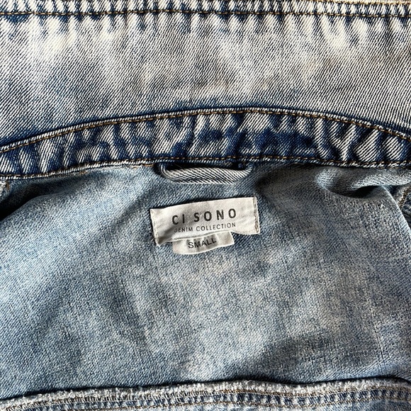Acid Wash Denim Jacket - Picture 6 of 7